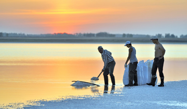 lago_de_sal_en_Siberia