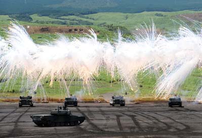 tanques_japoneses_en_practicas